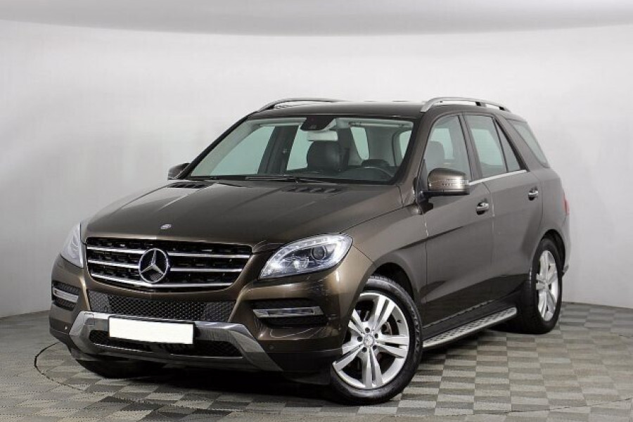 Автомобиль Mercedes-Benz, M-Класс, 2013 года, AT, пробег 112000 км