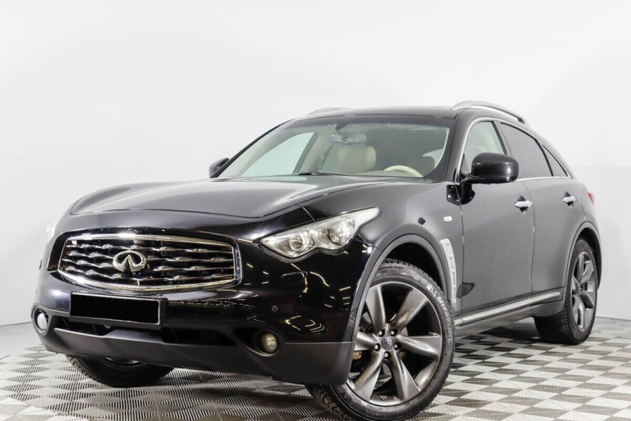 Автомобиль Infiniti, FX, 2009 года, AT, пробег 138000 км