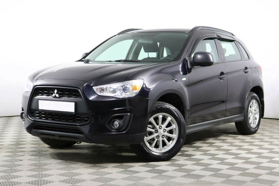 Автомобиль Mitsubishi, ASX, 2014 года, MT, пробег 102000 км