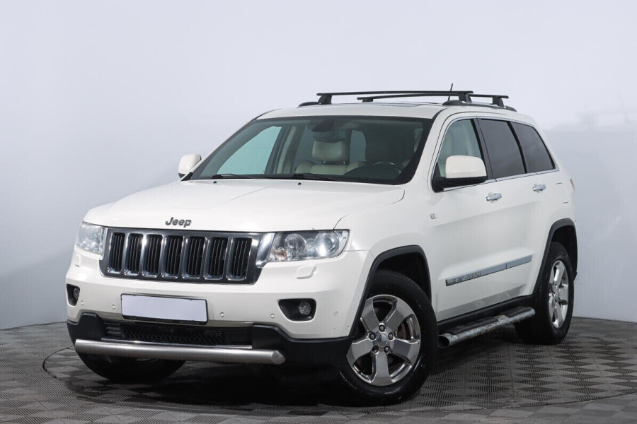 Автомобиль Jeep, Grand Cherokee, 2013 года, AT, пробег 121000 км