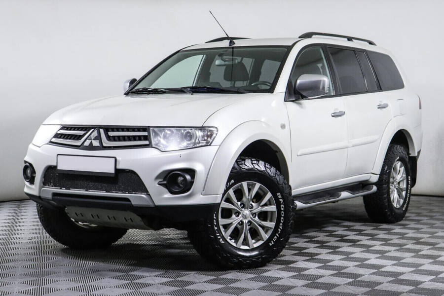 Автомобиль Mitsubishi, Pajero Sport, 2015 года, AT, пробег 91070 км