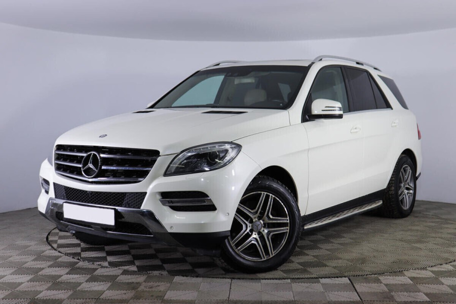 Автомобиль Mercedes-Benz, M-Класс, 2013 года, AT, пробег 138000 км