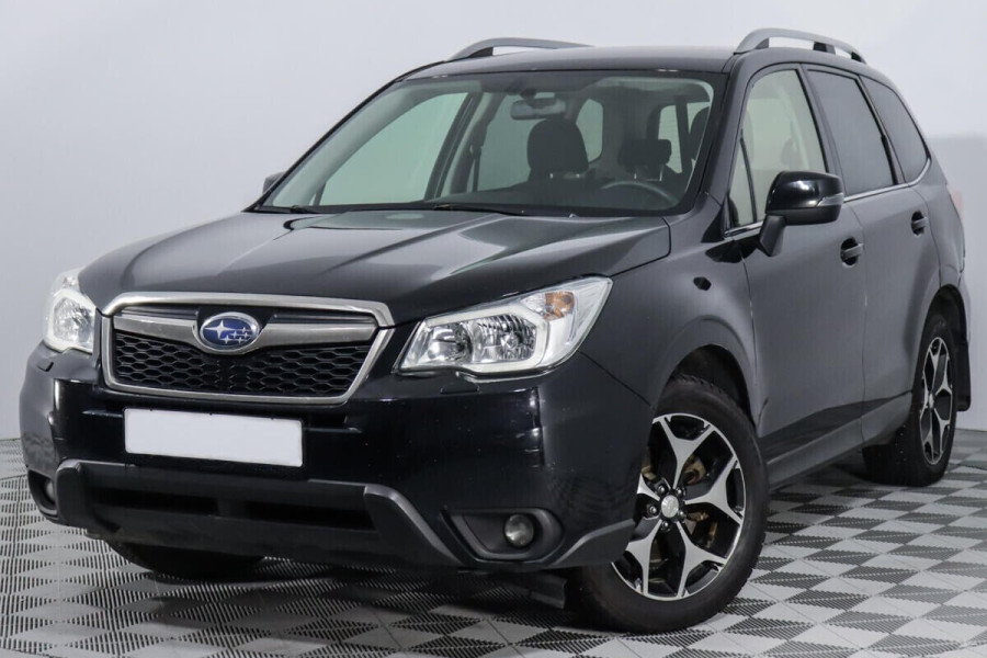 Автомобиль Subaru, Forester, 2015 года, VT, пробег 75000 км