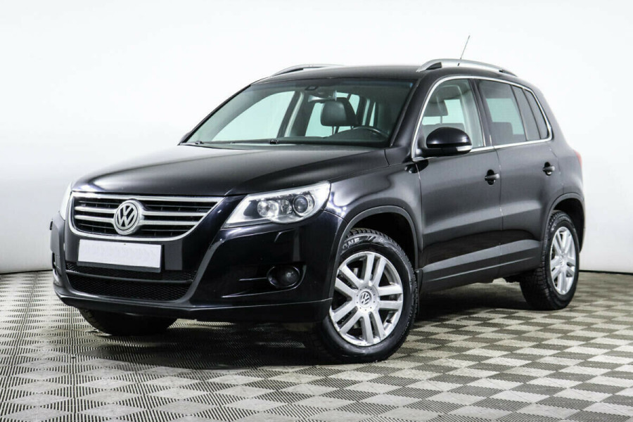 Автомобиль Volkswagen, Tiguan, 2010 года, AT, пробег 108000 км