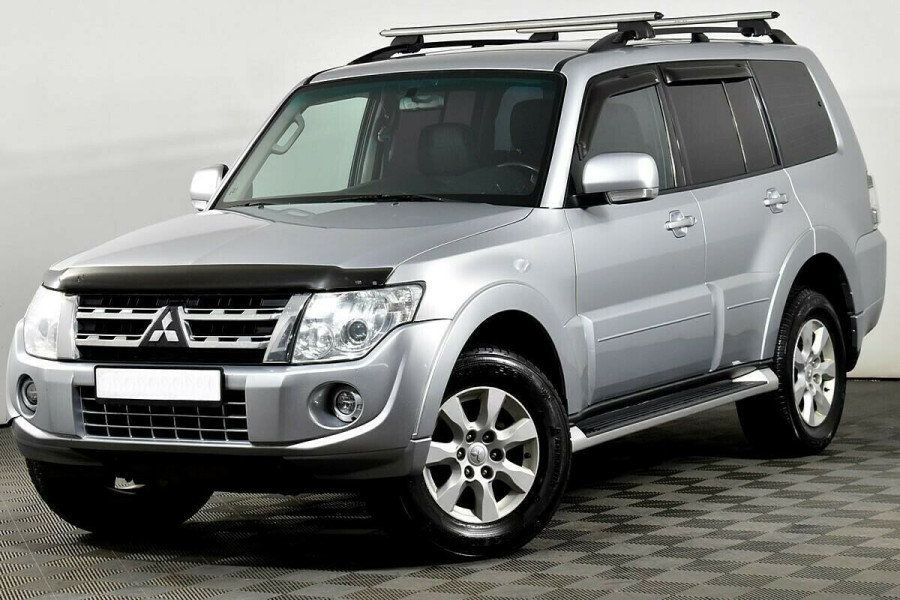 Автомобиль Mitsubishi, Pajero, 2011 года, AT, пробег 125000 км