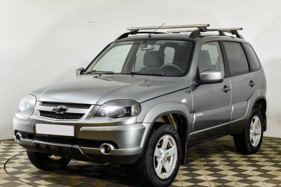 Автомобиль Chevrolet, Niva, 2015 года, MT, пробег 65000 км