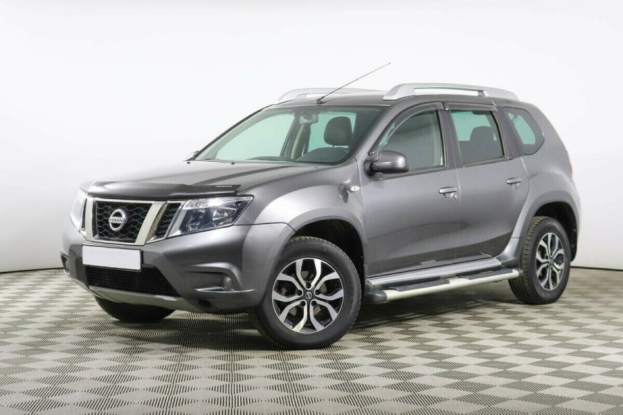 Автомобиль Nissan, Terrano, 2017 года, AT, пробег 88500 км