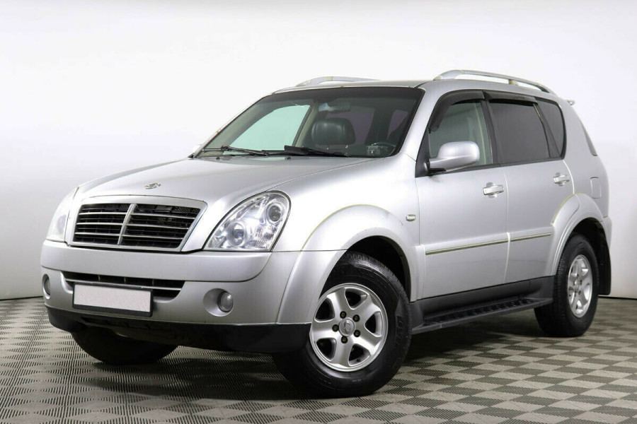 Автомобиль SsangYong, Rexton, 2010 года, AT, пробег 151000 км