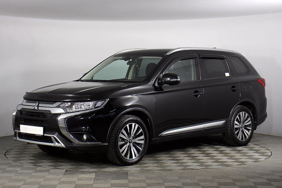 Автомобиль Mitsubishi, Outlander, 2019 года, VT, пробег 61000 км