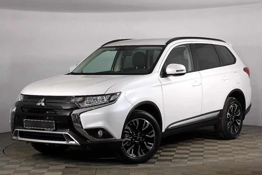 Автомобиль Mitsubishi, Outlander, 2022 года, VT, пробег 1000 км