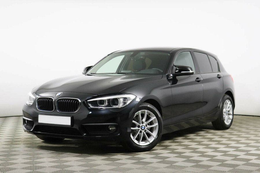 Автомобиль BMW, 1 серии, 2018 года, AT, пробег 21800 км