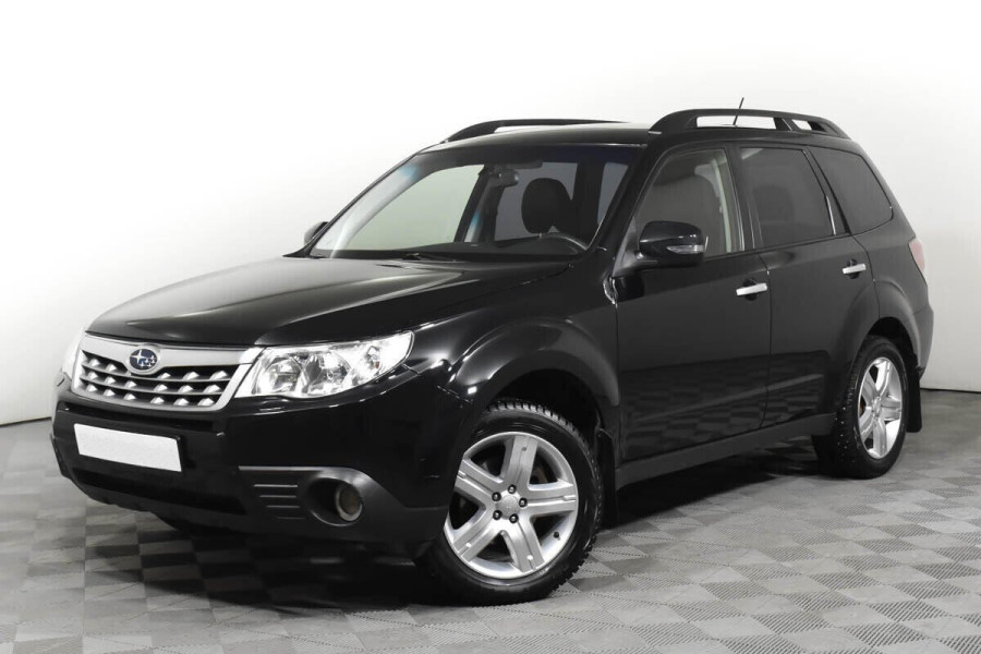 Автомобиль Subaru, Forester, 2011 года, AT, пробег 114000 км