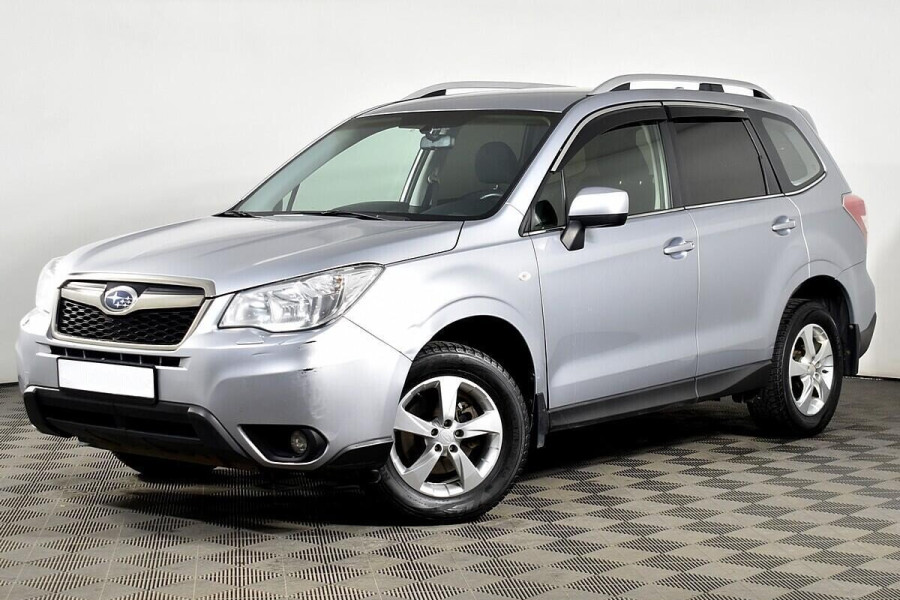 Автомобиль Subaru, Forester, 2015 года, VT, пробег 77000 км