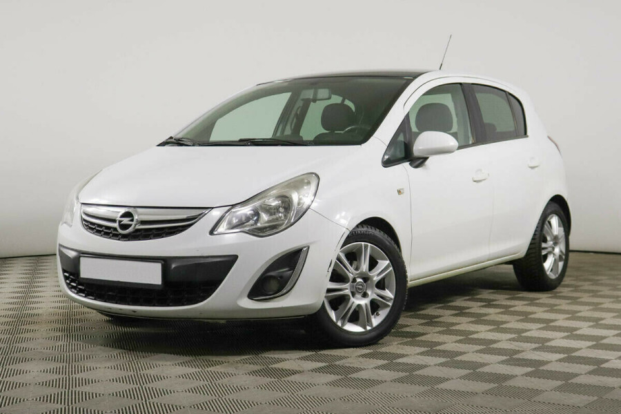 Автомобиль Opel, Corsa, 2011 года, MT, пробег 110000 км