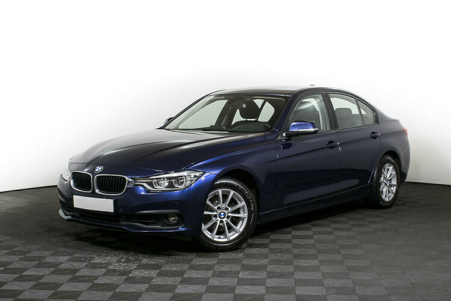 Автомобиль BMW, 3 серии, 2018 года, AT, пробег 82000 км