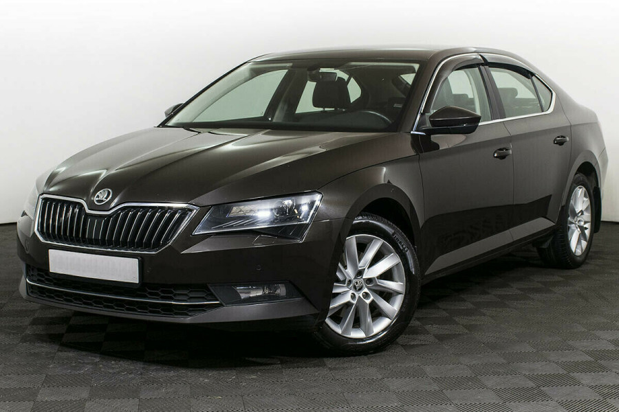 Автомобиль Skoda, Superb, 2016 года, AMT, пробег 119000 км