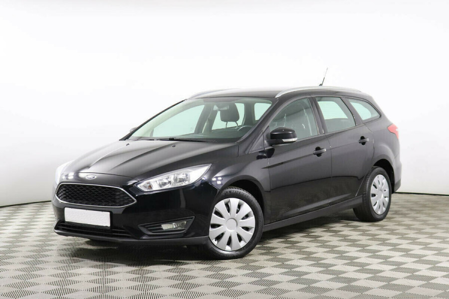 Автомобиль Ford, Focus, 2015 года, AMT, пробег 82000 км