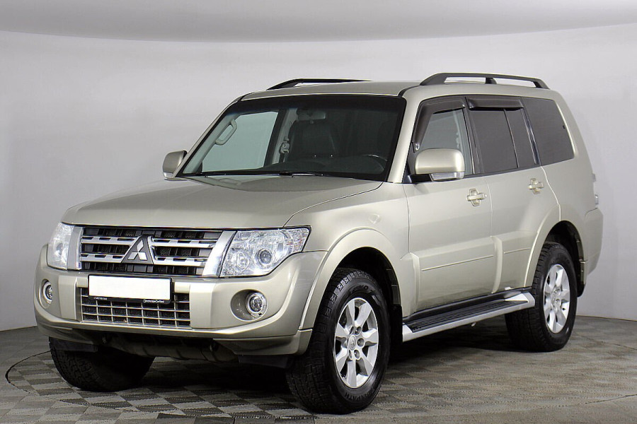 Автомобиль Mitsubishi, Pajero, 2012 года, AT, пробег 120000 км