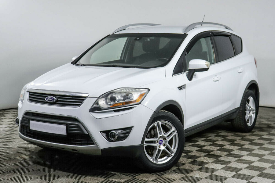 Автомобиль Ford, Kuga, 2010 года, AMT, пробег 120000 км