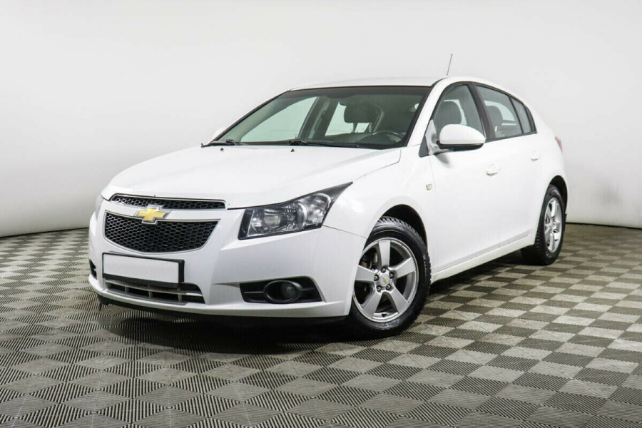 Автомобиль Chevrolet, Cruze, 2012 года, MT, пробег 112000 км