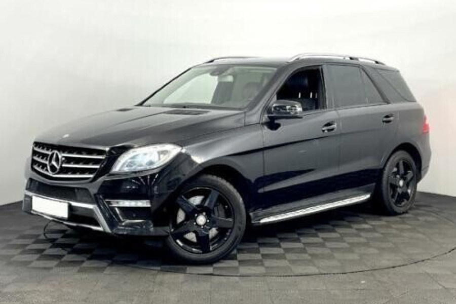 Автомобиль Mercedes-Benz, M-Класс, 2012 года, AT, пробег 134000 км