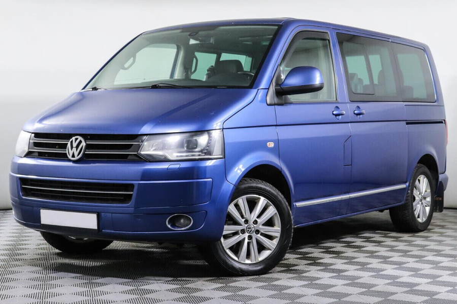 Автомобиль Volkswagen, Multivan, 2013 года, AMT, пробег 140000 км