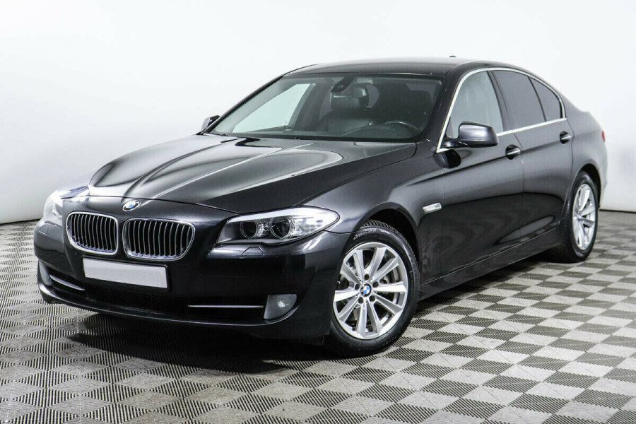 Автомобиль BMW, 5 серии, 2010 года, AT, пробег 144000 км