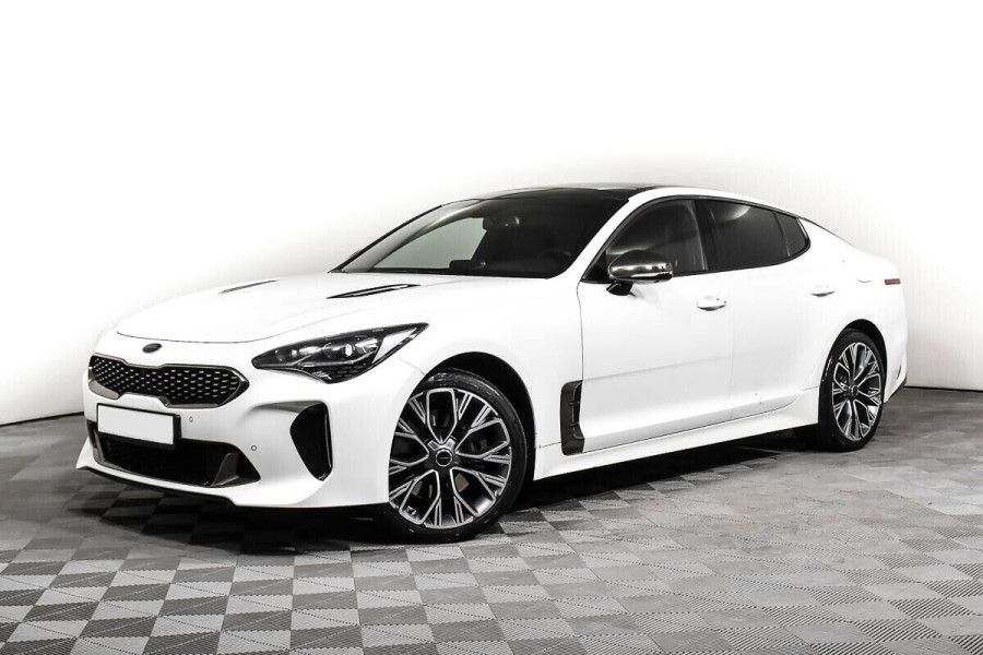 Автомобиль Kia, Stinger, 2018 года, AT, пробег 53029 км