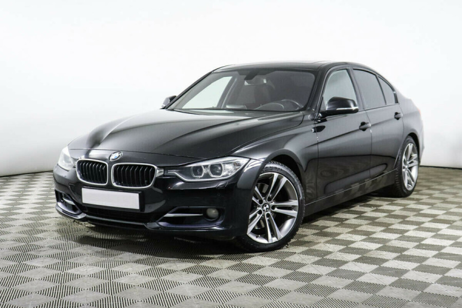 Автомобиль BMW, 3 серии, 2014 года, AT, пробег 126000 км