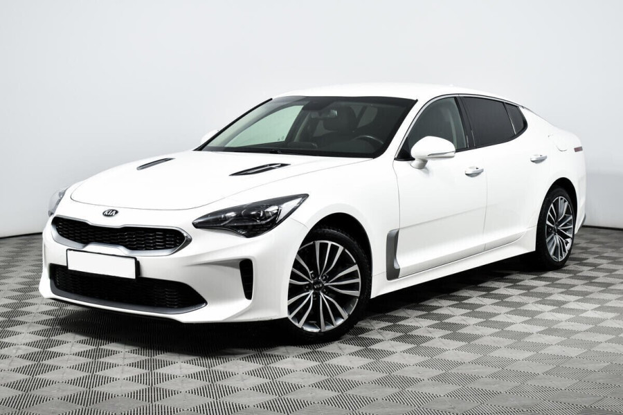 Автомобиль Kia, Stinger, 2019 года, AT, пробег 41437 км