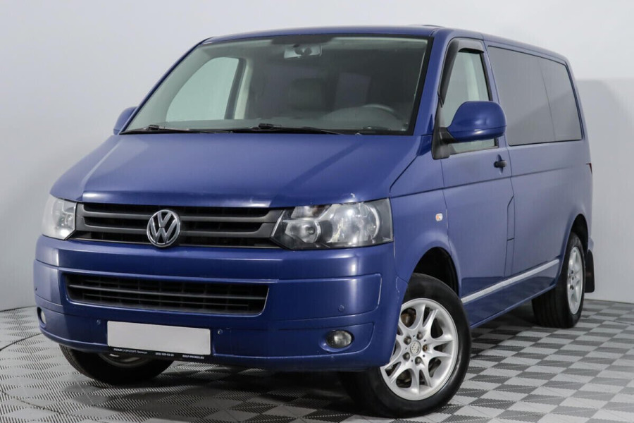 Автомобиль Volkswagen, Caravelle LWB, 2012 года, MT, пробег 136000 км