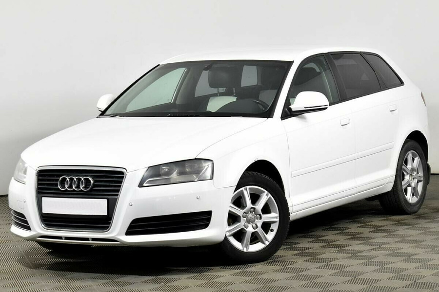 Автомобиль Audi, A3, 2009 года, AMT, пробег 135000 км