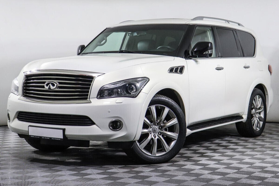 Автомобиль Infiniti, QX56, 2013 года, AT, пробег 124000 км