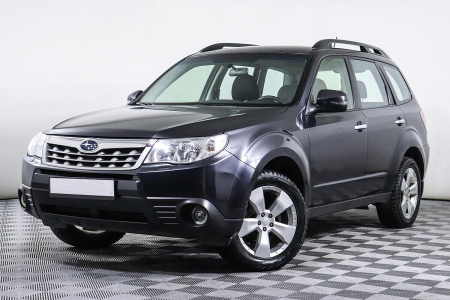 Автомобиль Subaru, Forester, 2012 года, AT, пробег 99000 км