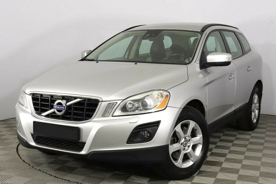 Автомобиль Volvo, XC60, 2009 года, AT, пробег 115000 км