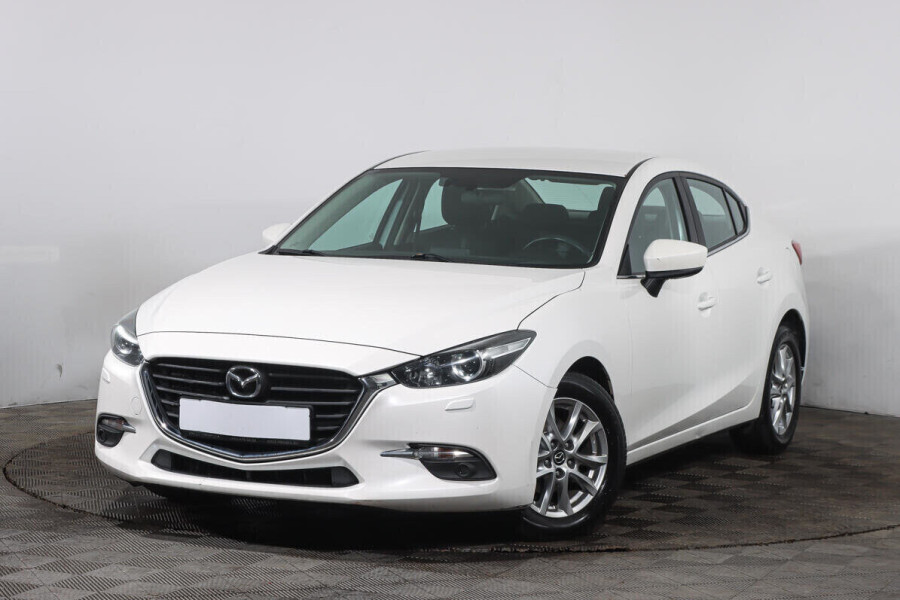 Автомобиль Mazda, 3, 2018 года, AT, пробег 48000 км