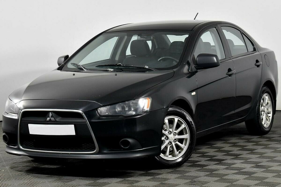 Автомобиль Mitsubishi, Lancer, 2014 года, MT, пробег 102000 км