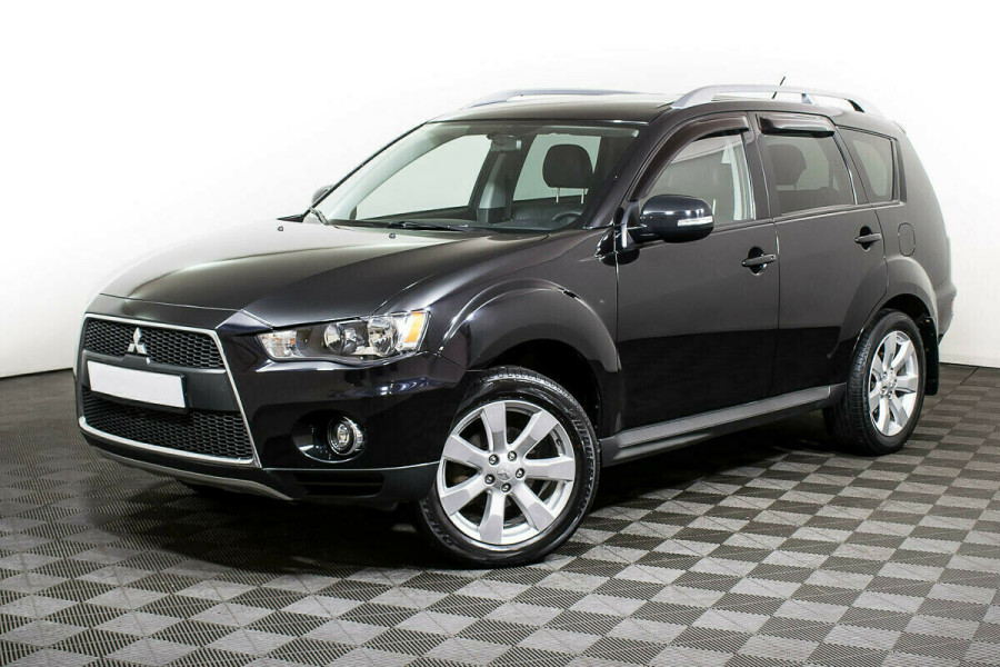 Автомобиль Mitsubishi, Outlander, 2010 года, VT, пробег 138000 км